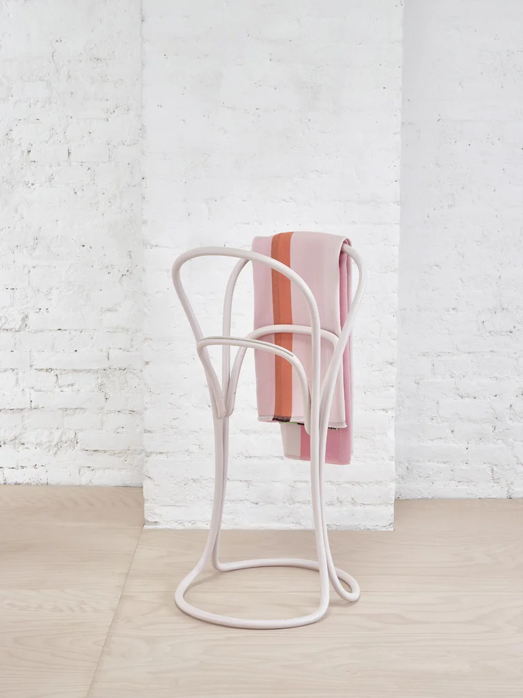 Percheros y Accesorios